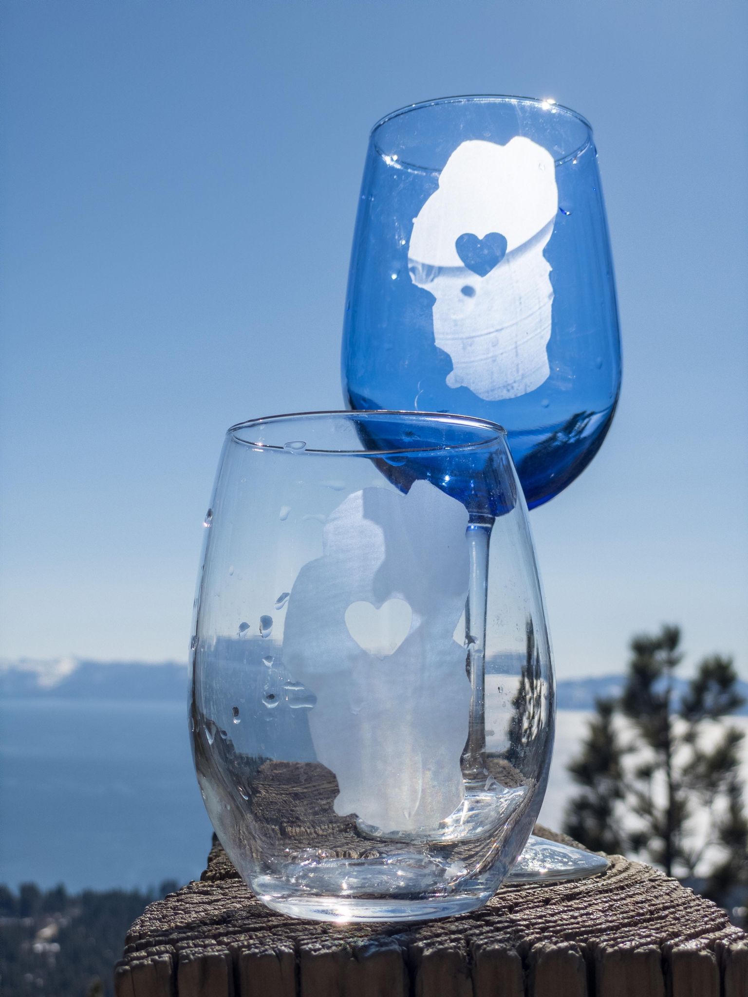 Lake Tahoe Artistry Wine  Glasses